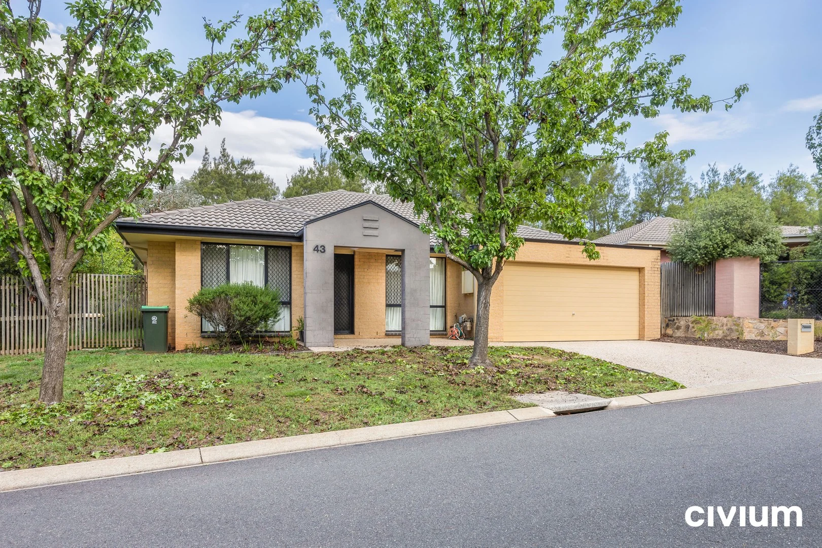 43/121 Streeton Drive (1/1)