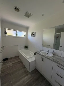 43-45 Hood Street - Image 5
