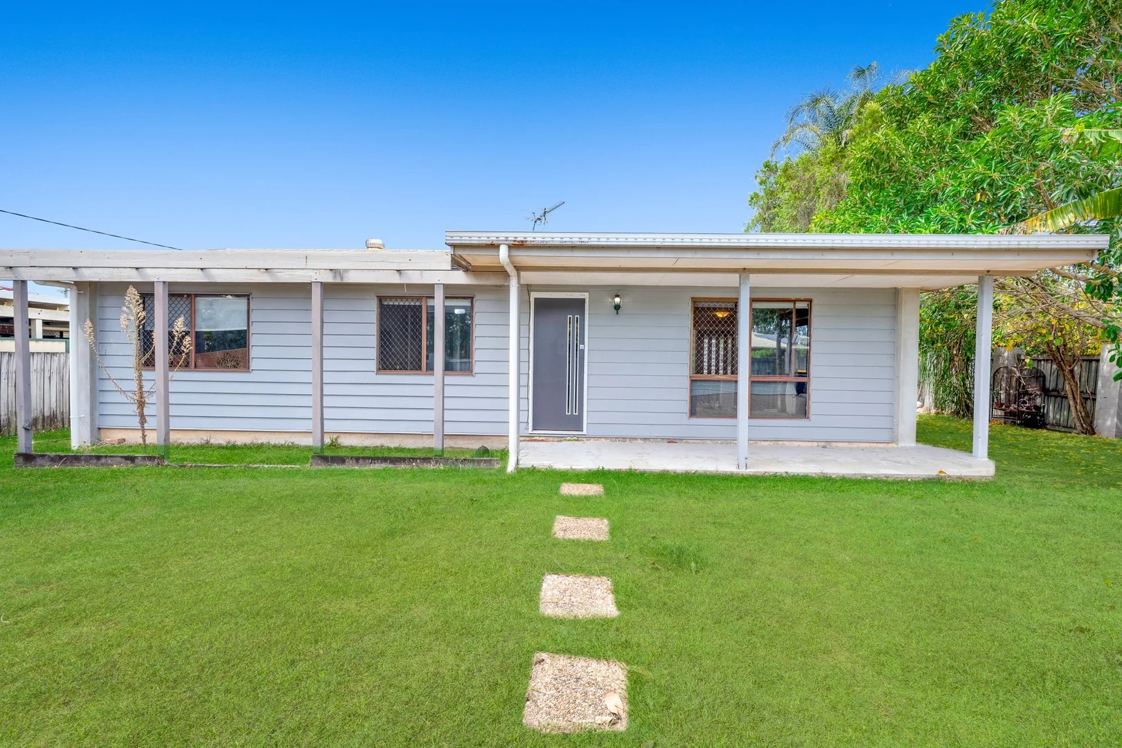 43 Bucknor Drive (1/20)