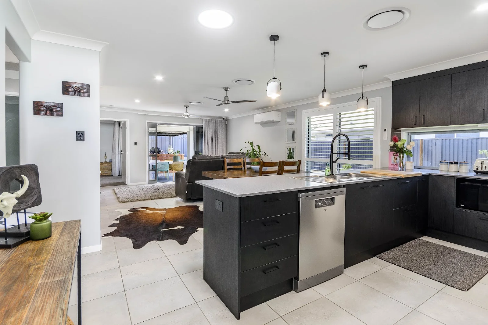 43 Corymbia Way - Image 2