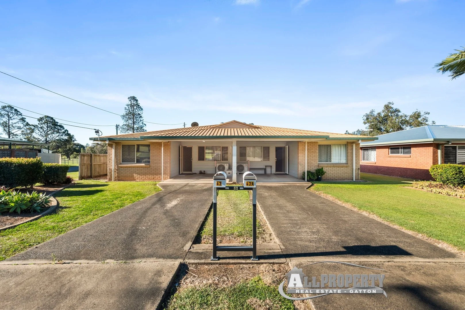 43 Golf Links Drive (1/25)