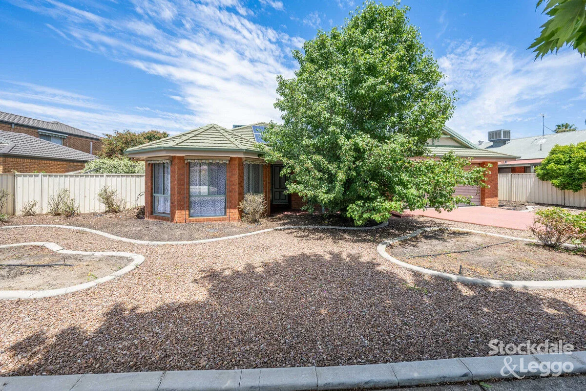 43 Gordon Drive (1/18)
