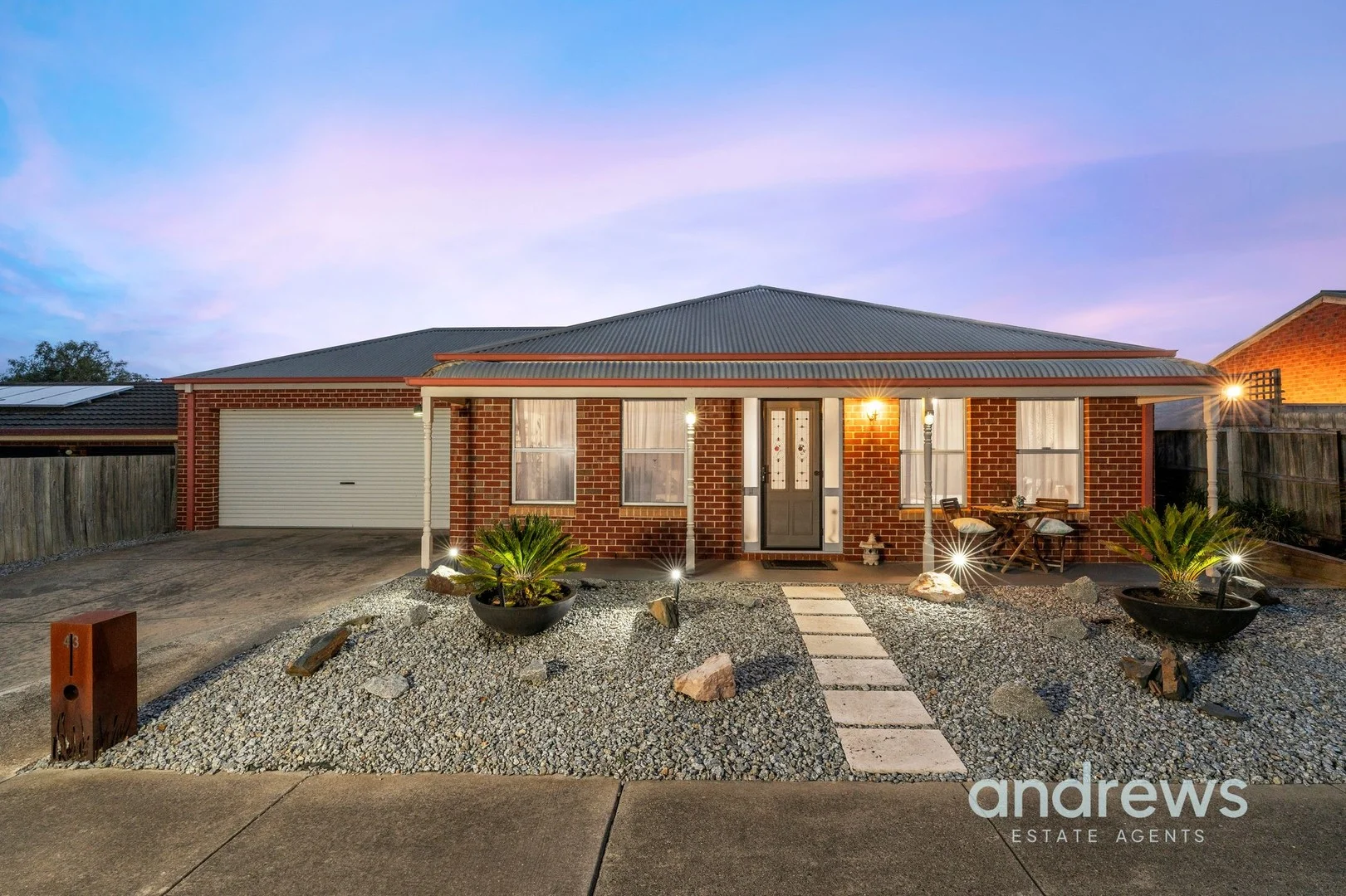 43 Hansen Drive (1/18)