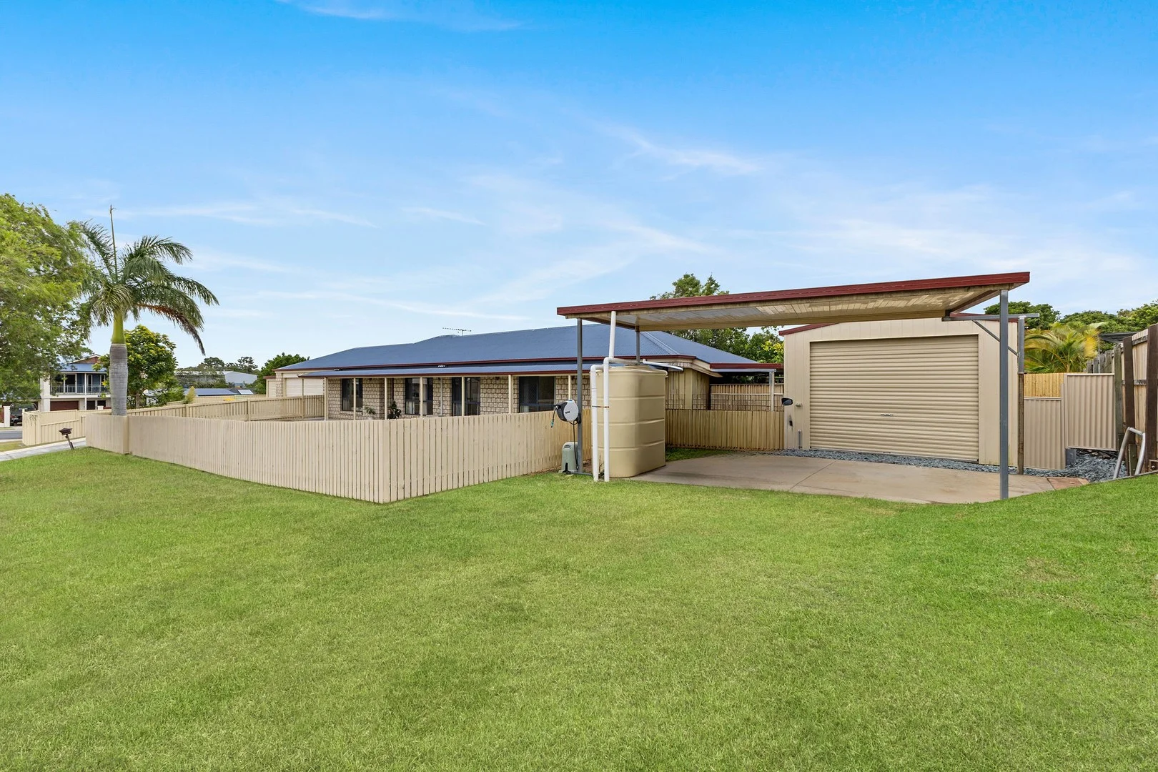 43 Mariner Boulevard (1/1)