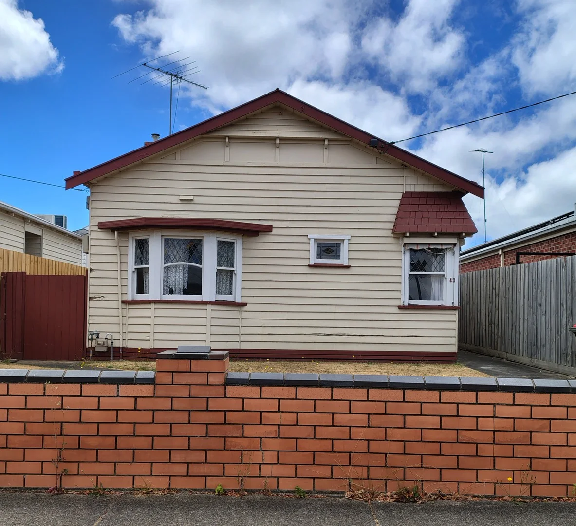 43 McDonald Street (1/1)