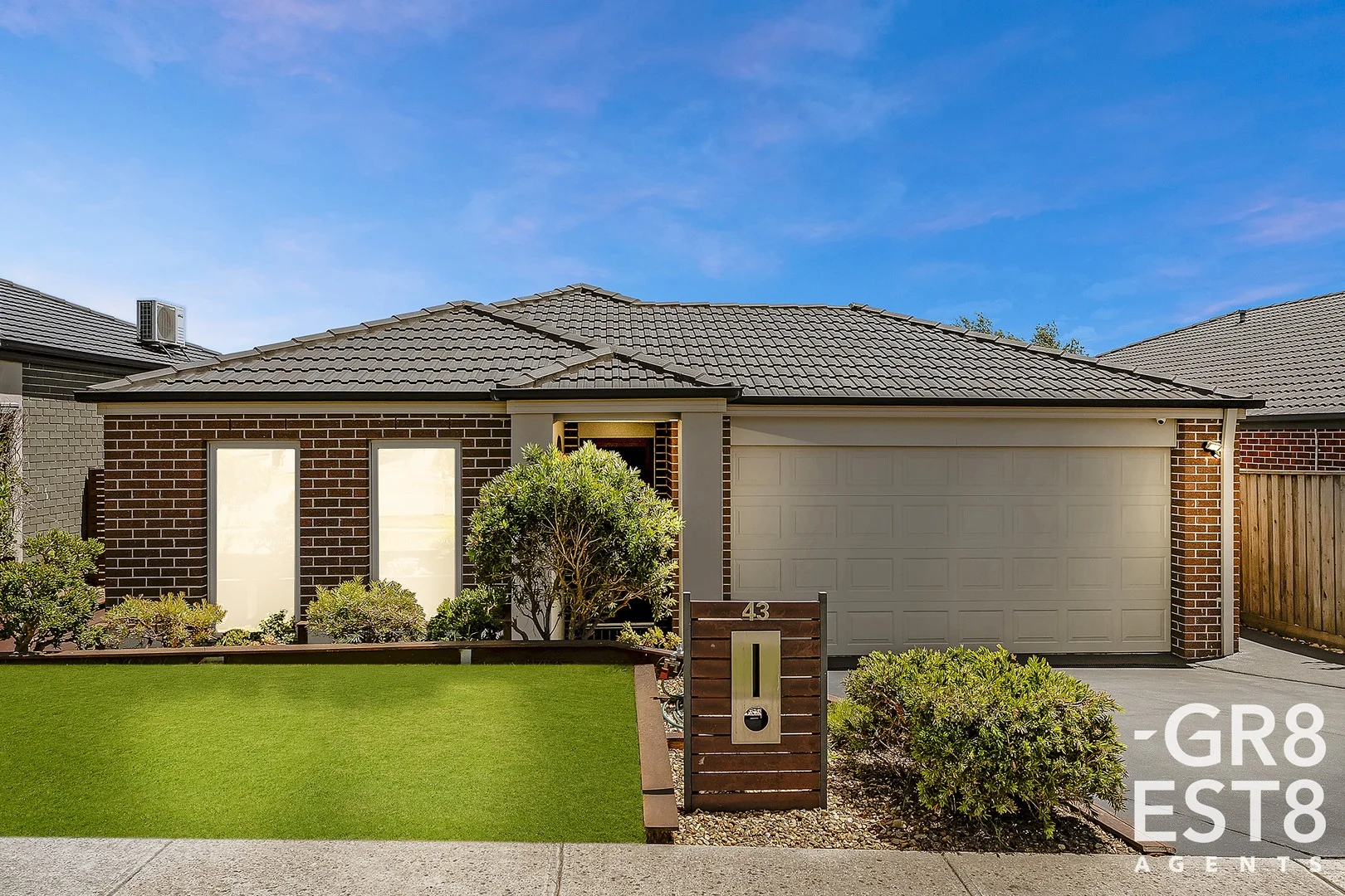 43 Merritt Avenue (1/20)