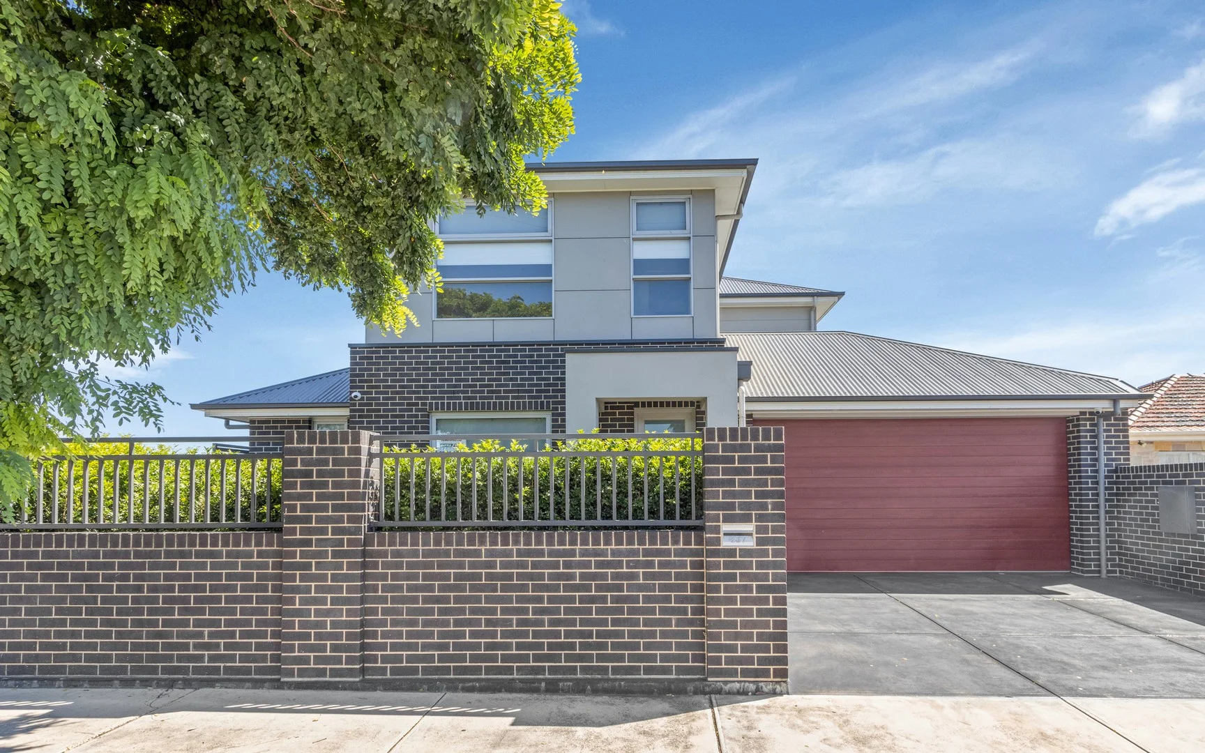 437 Grange Road (1/1)