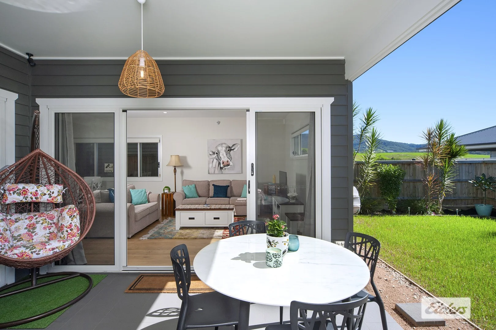 43B Gibson Crescent (1/22)