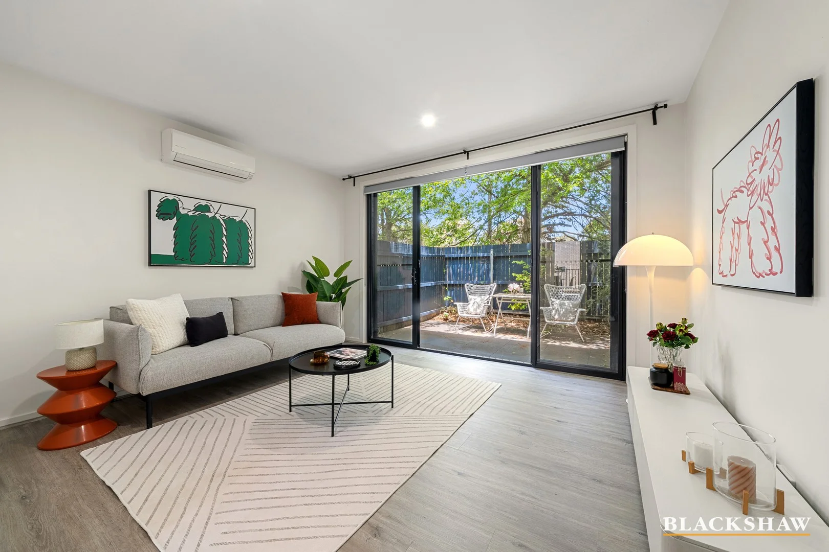44/135 Easty Street (1/15)