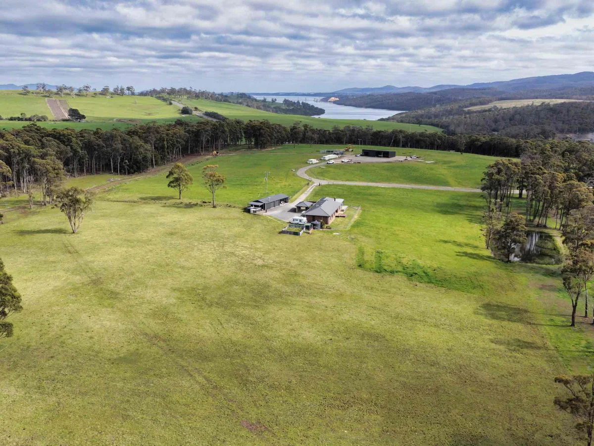 44 East Arm Road - Image 3