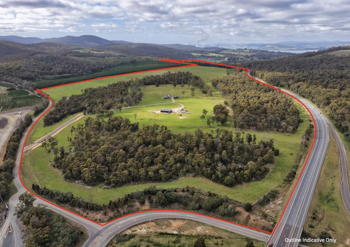 44 East Arm Road (1/3)