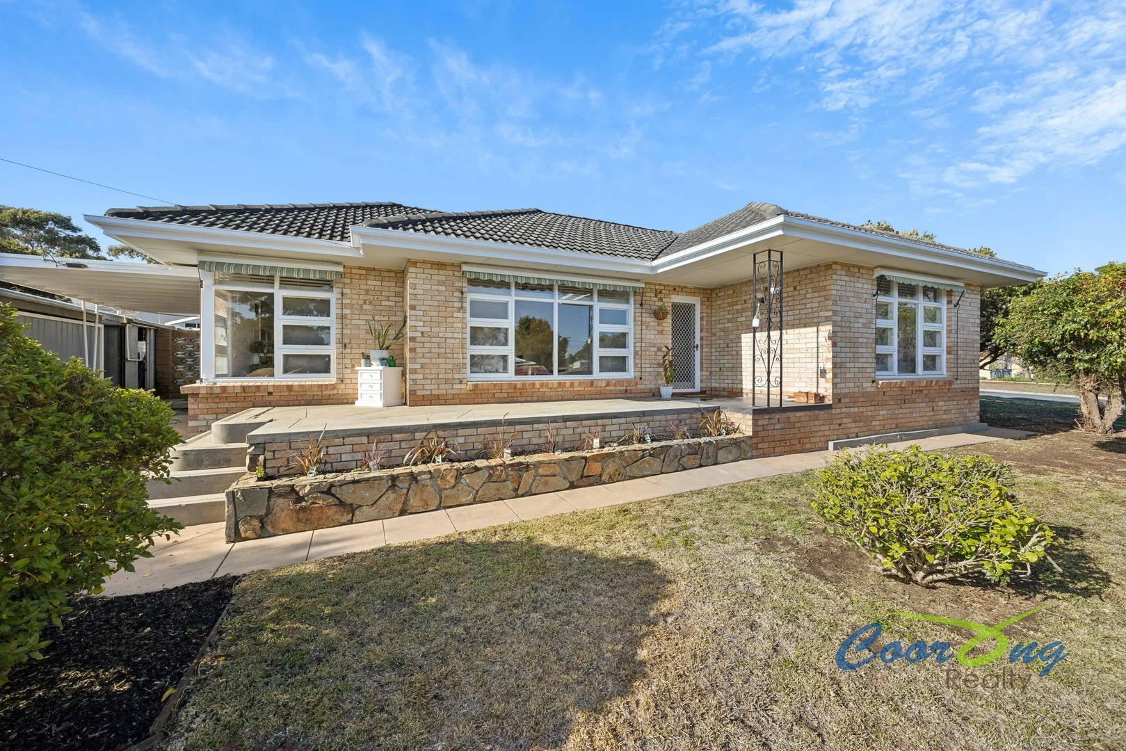 44 Edward Street (1/23)