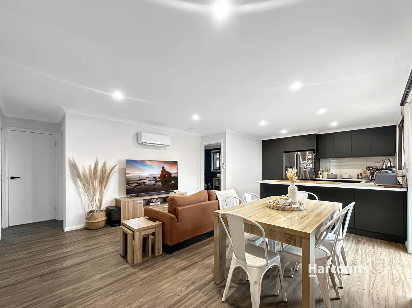 44 Explorer Drive - Image 4