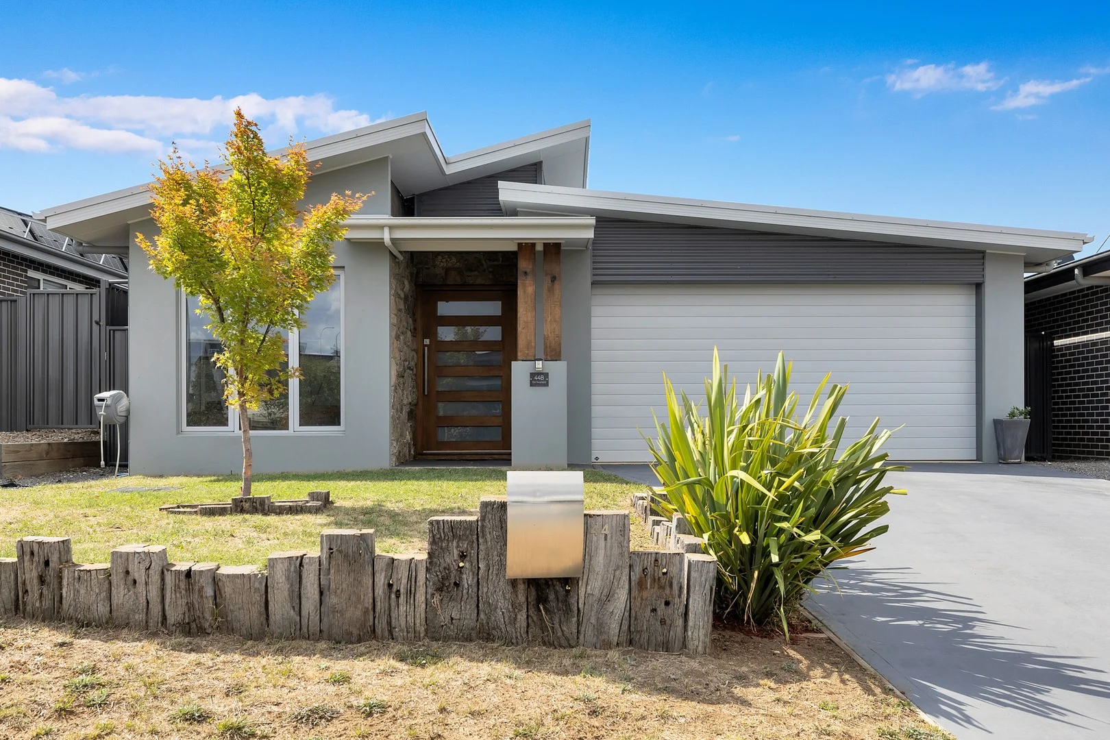 44b Twynam Street (1/18)