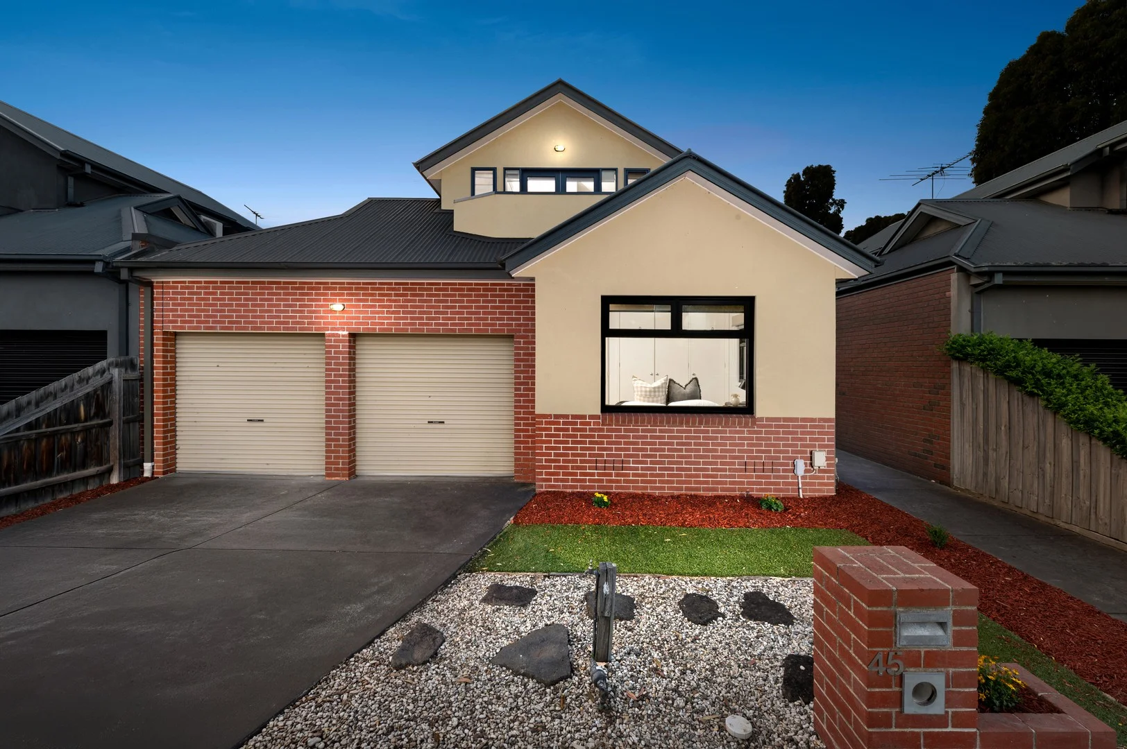 45 Astair Avenue (1/34)