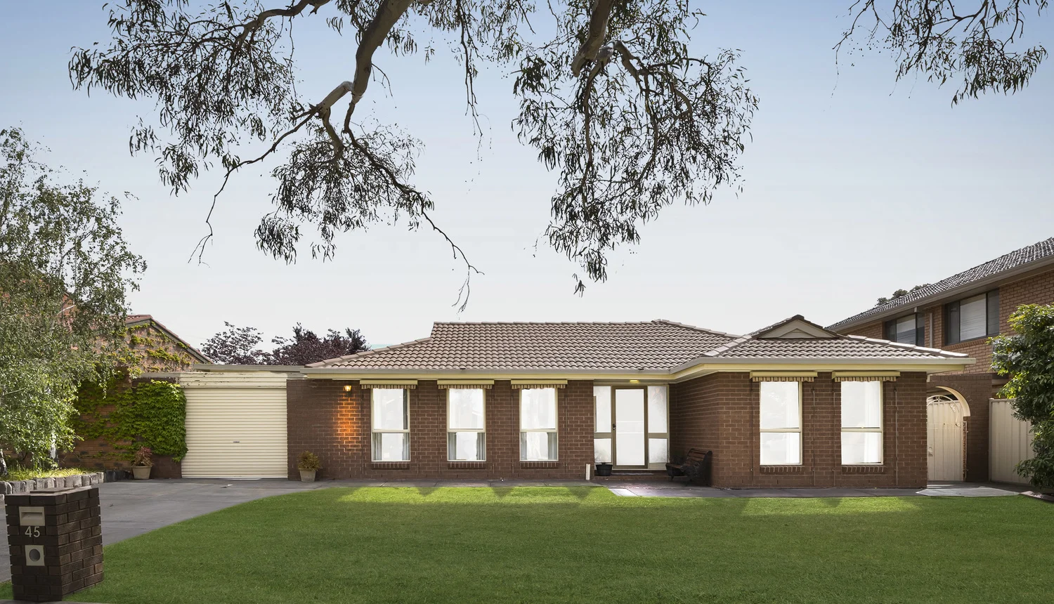 45 Corryong Crescent (1/30)