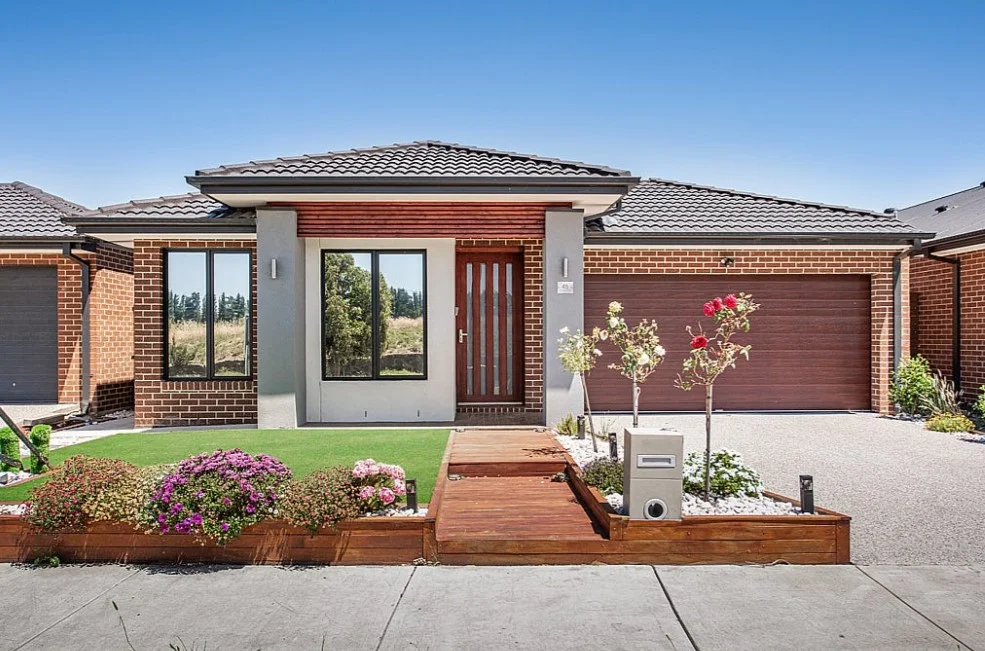 45 MOXHAM DRIVE (1/15)