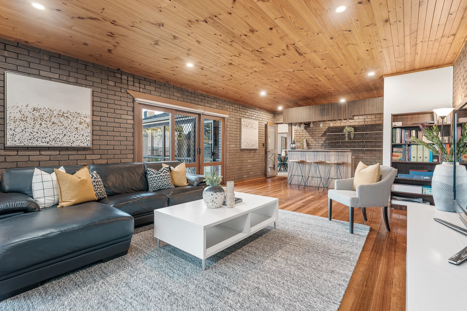 45 Romilly Avenue - Image 4