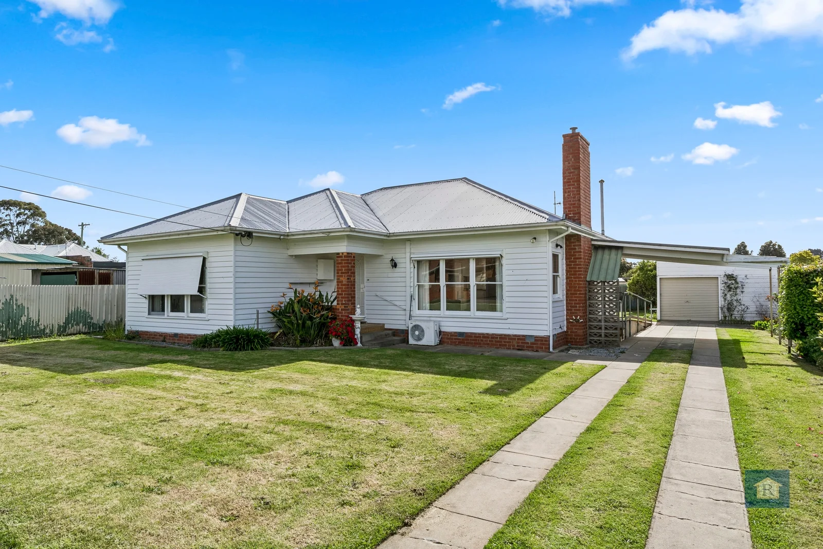 45 Sinclair Street (1/19)