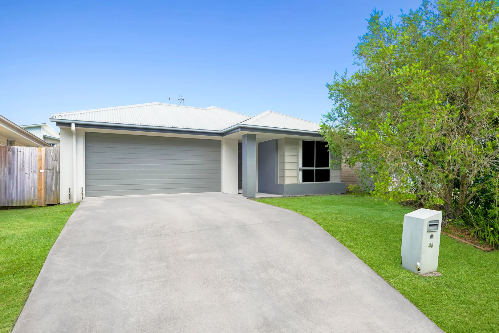 46 Cirrus Way (1/14)