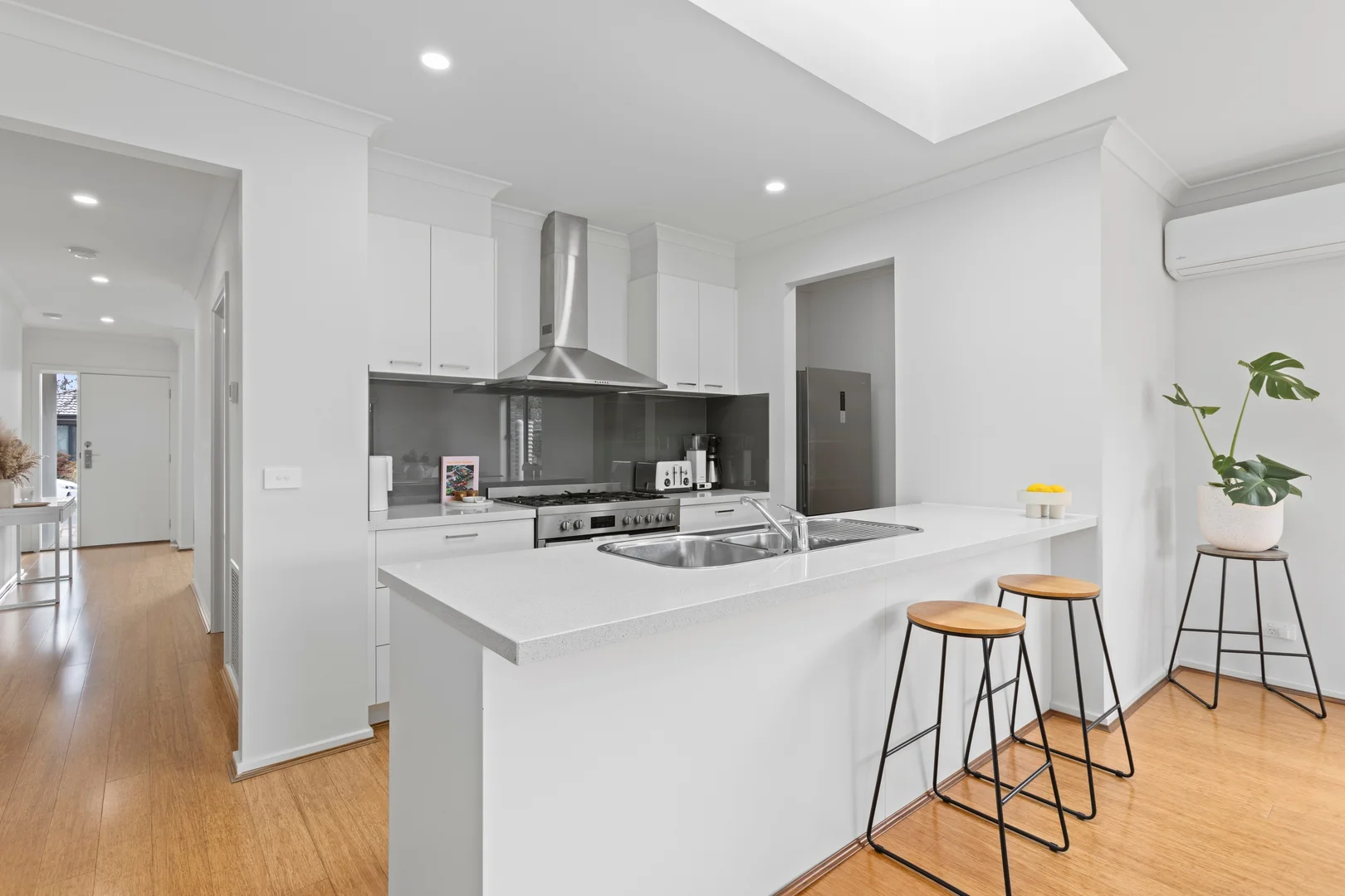46 Flagstaff Drive - Image 3