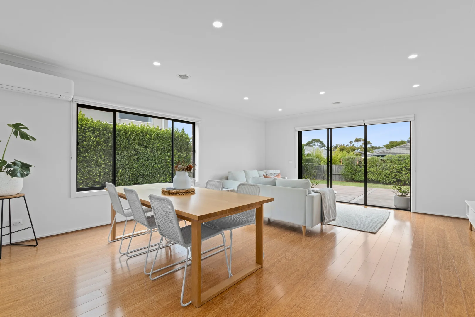 46 Flagstaff Drive - Image 4
