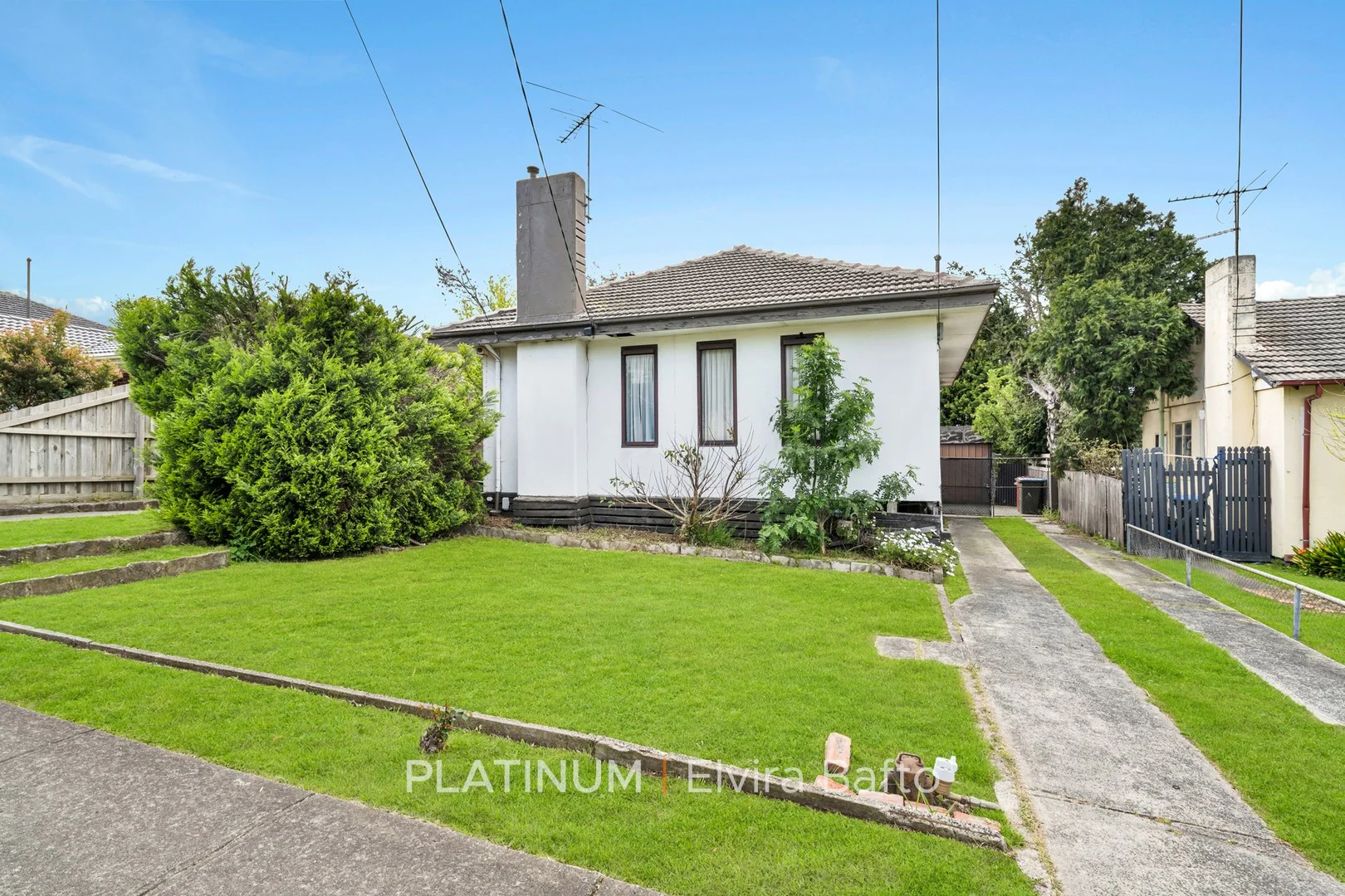 46 Hawthorn Road (1/9)