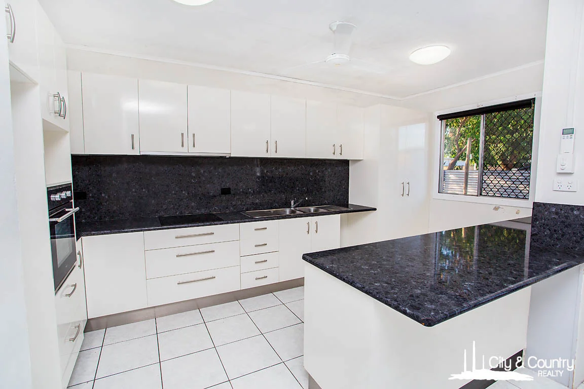 46 Noakes Avenue (1/16)