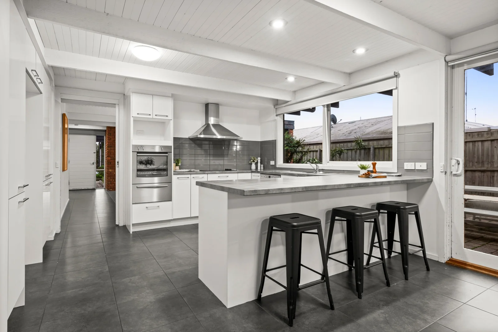 47 Kewarra Drive - Image 3