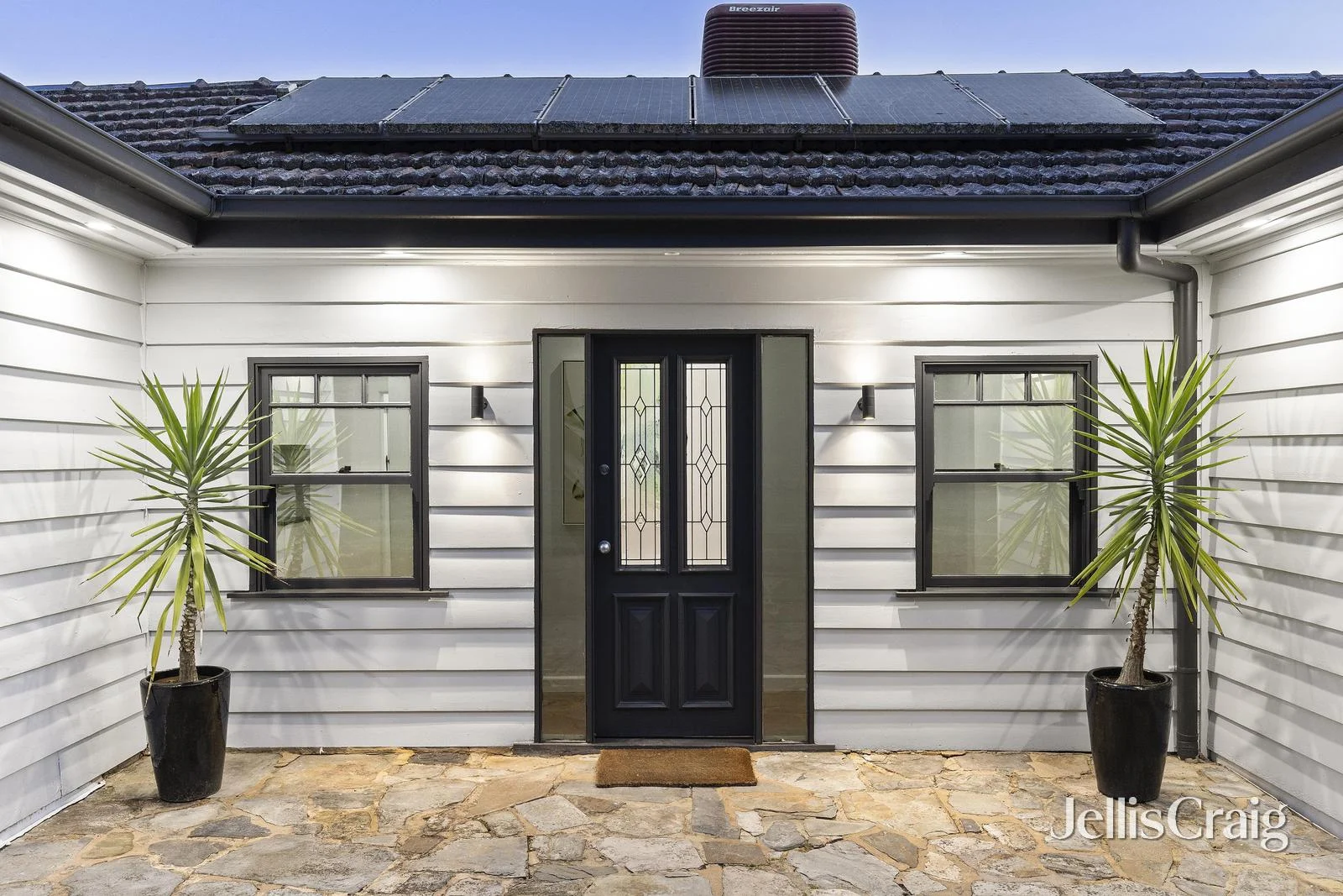 47 Loughnan Road (1/18)