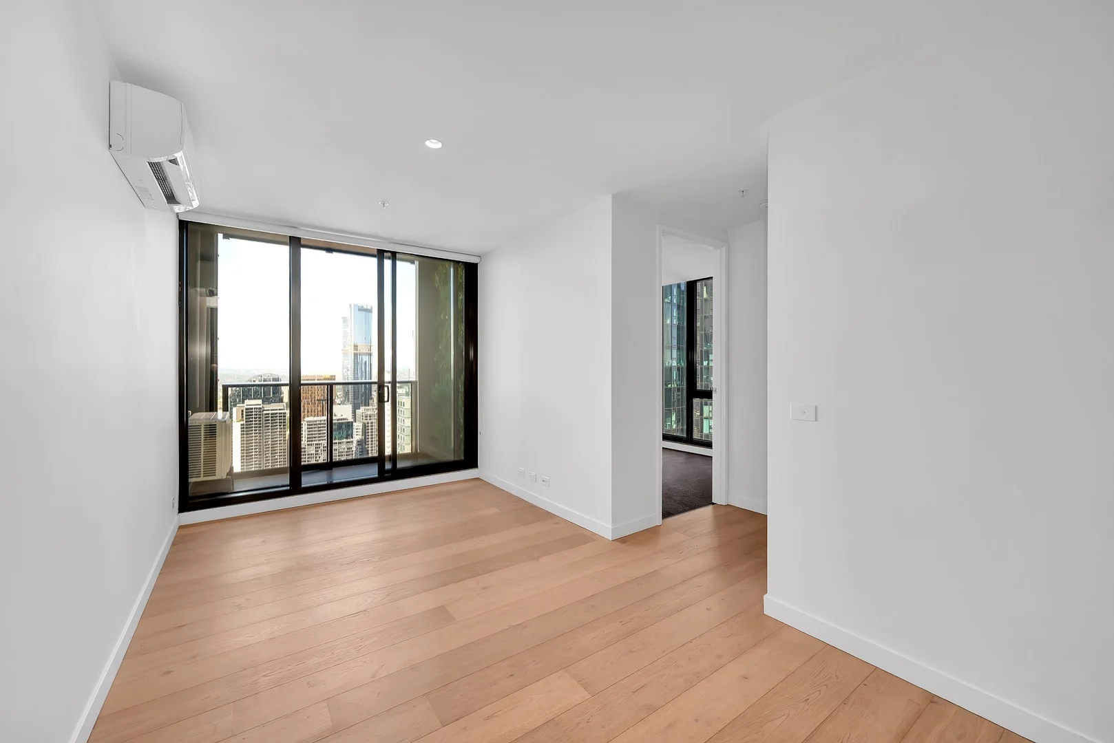 4703/81 Abeckett Street (1/15)