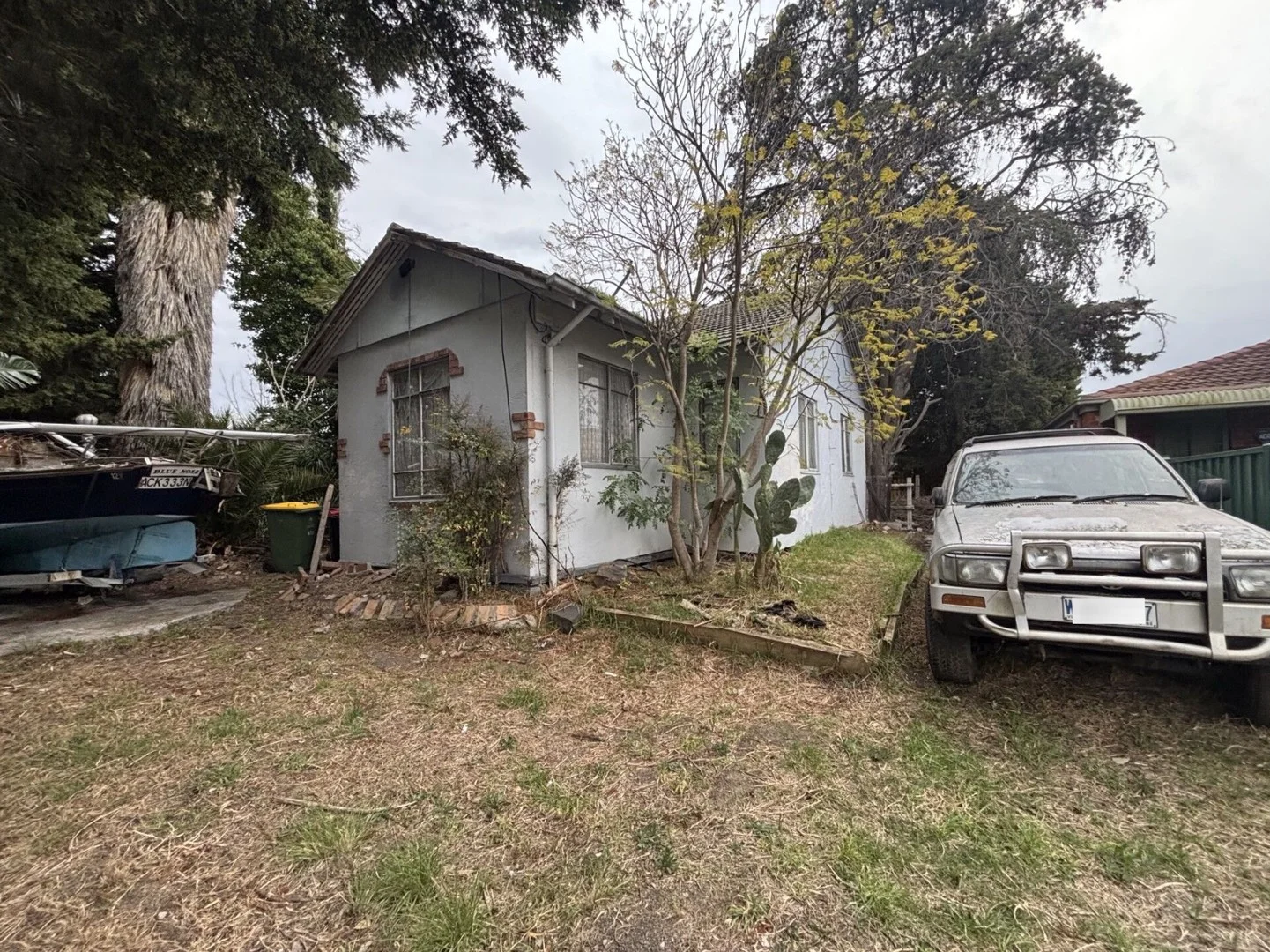 477 Waterdale Road (1/1)