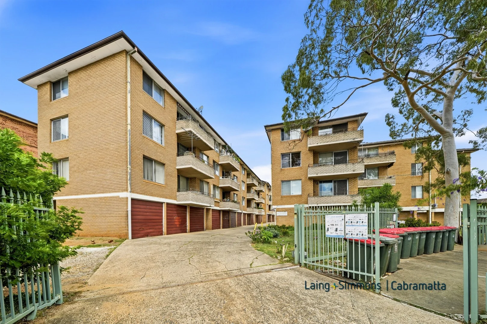 48/120-124 Cabramatta Road East (1/19)