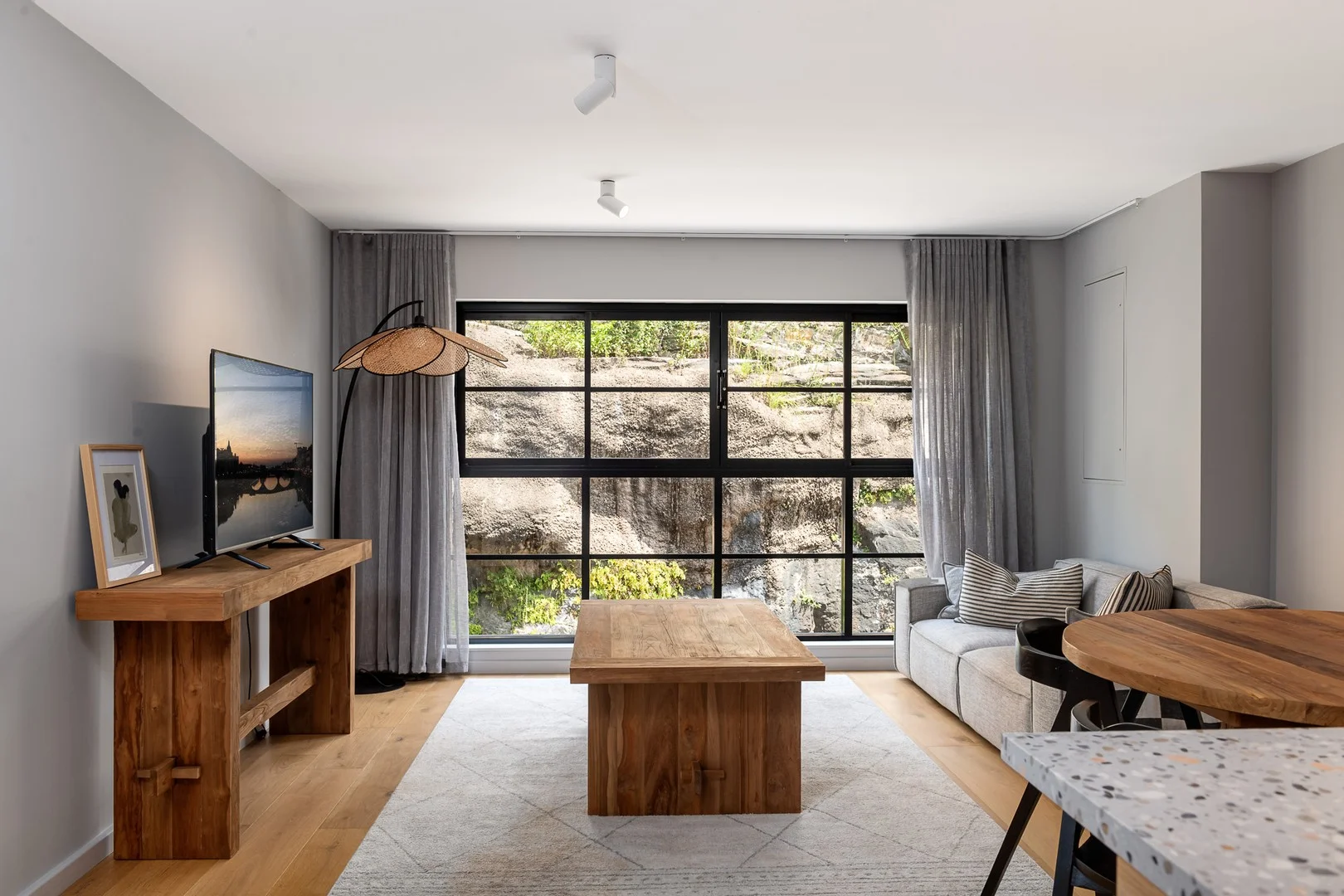 48-64 Wentworth Park Road (1/14)
