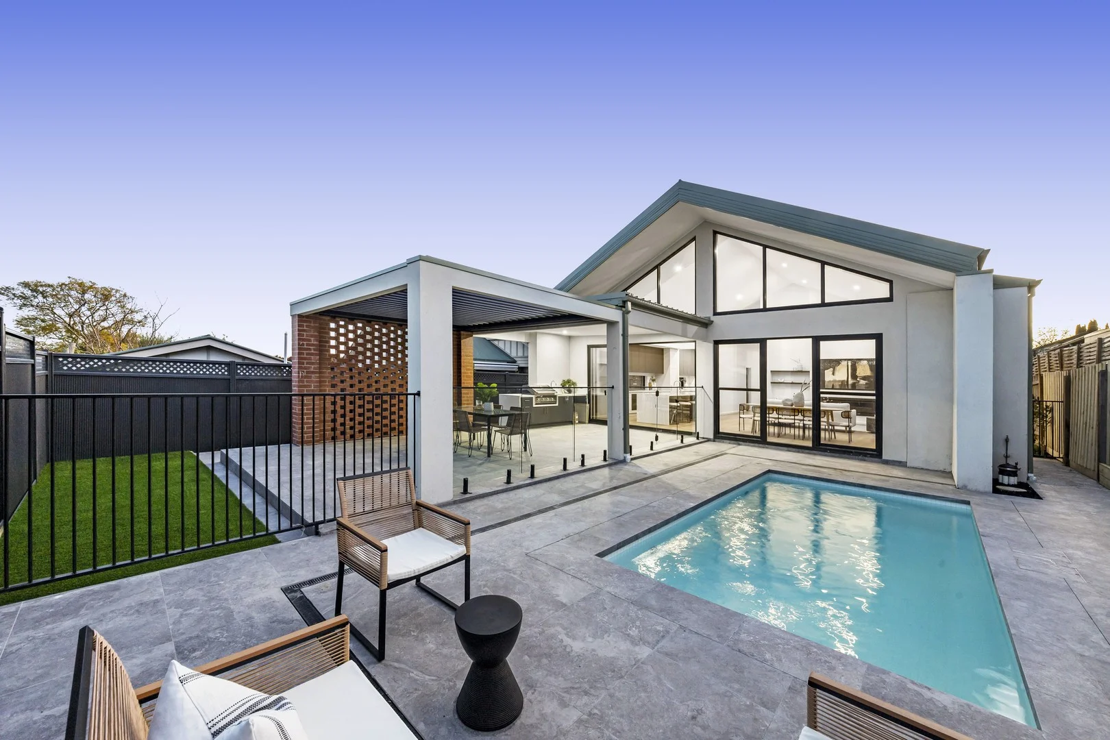 48 Carrington Street (1/27)