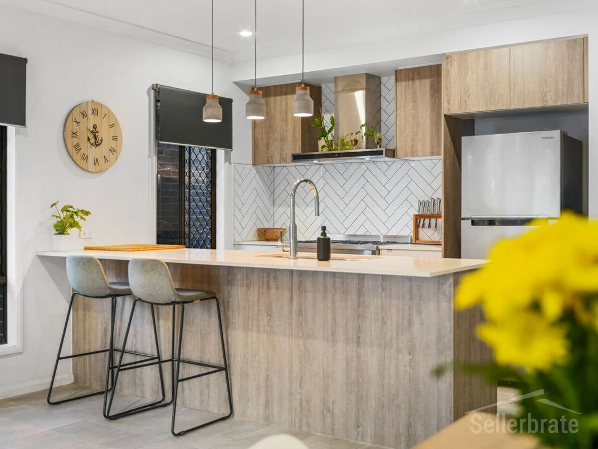 49 Discovery Boulevard (1/3)
