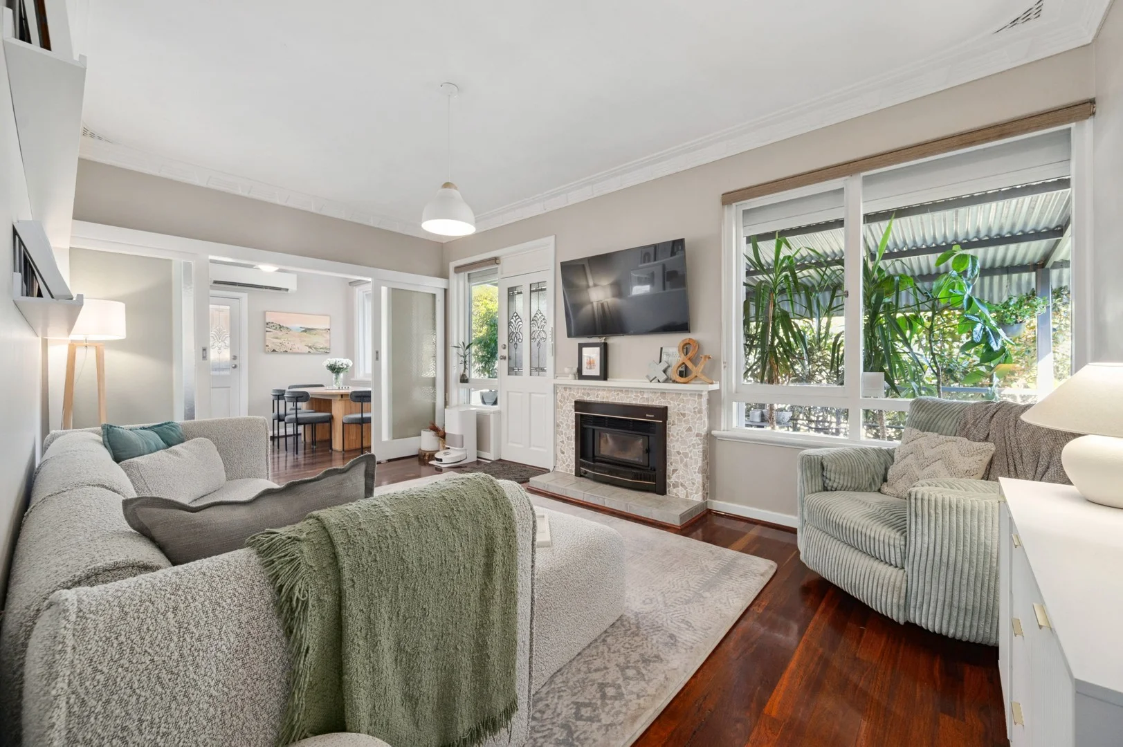 49 Eileen Street (1/32)