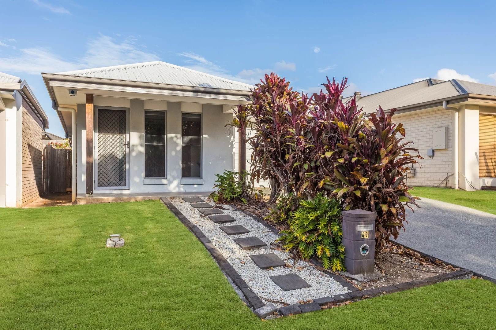 49 Jinibara Crescent (1/1)