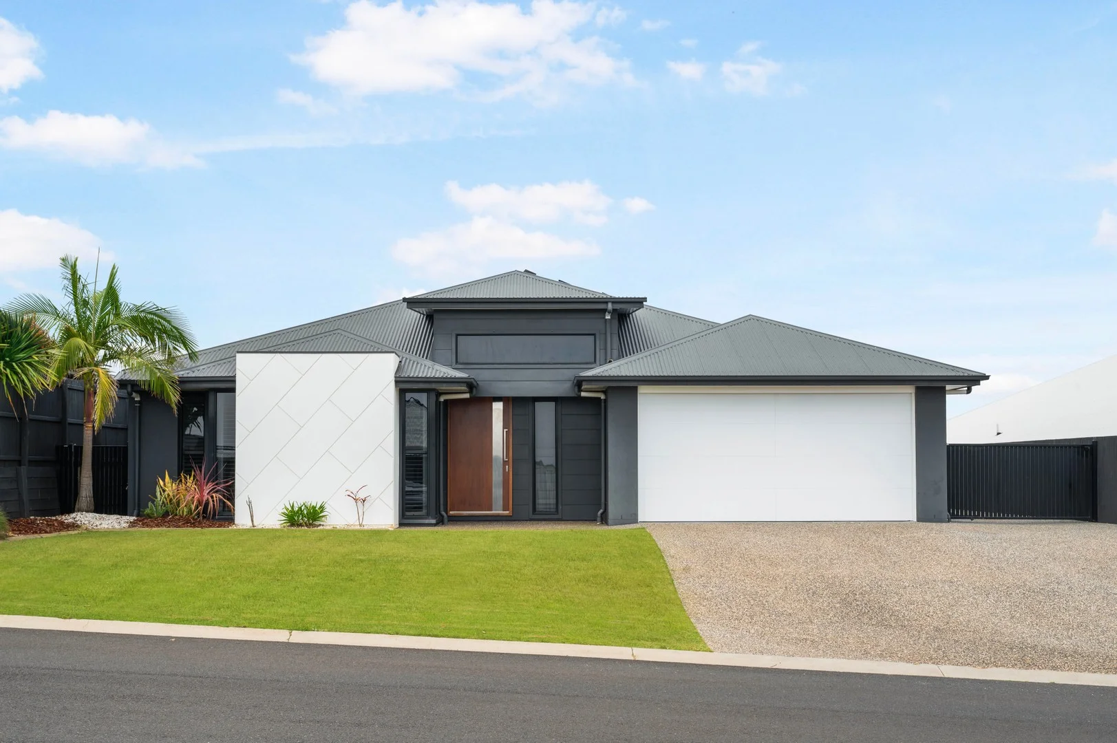 49 Sportsman Drive (1/1)
