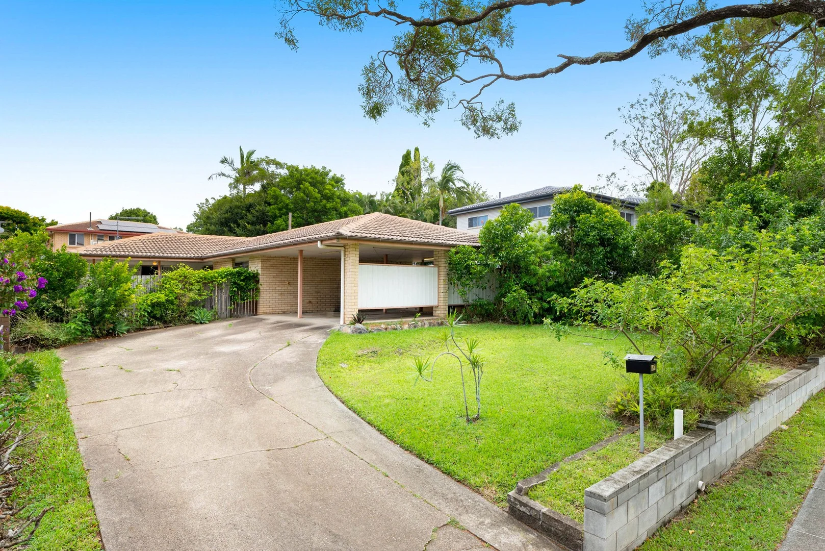 497 Broadwater Road (1/12)