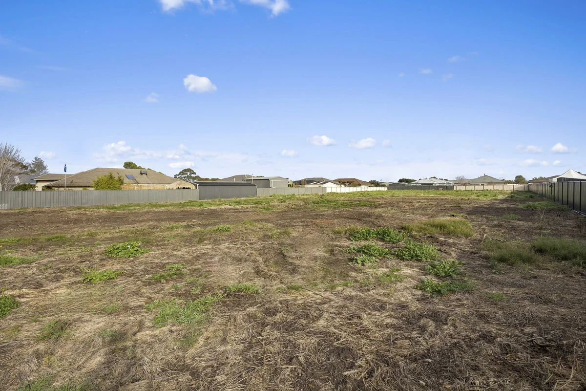 49A Cants Road - Image 4