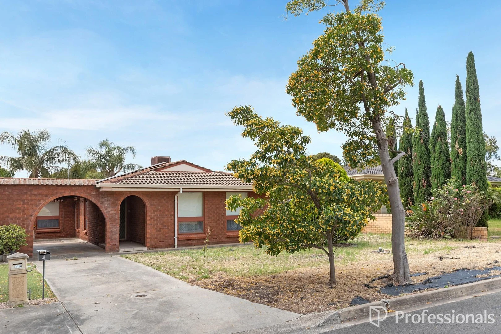 4A Glenda Drive (1/1)