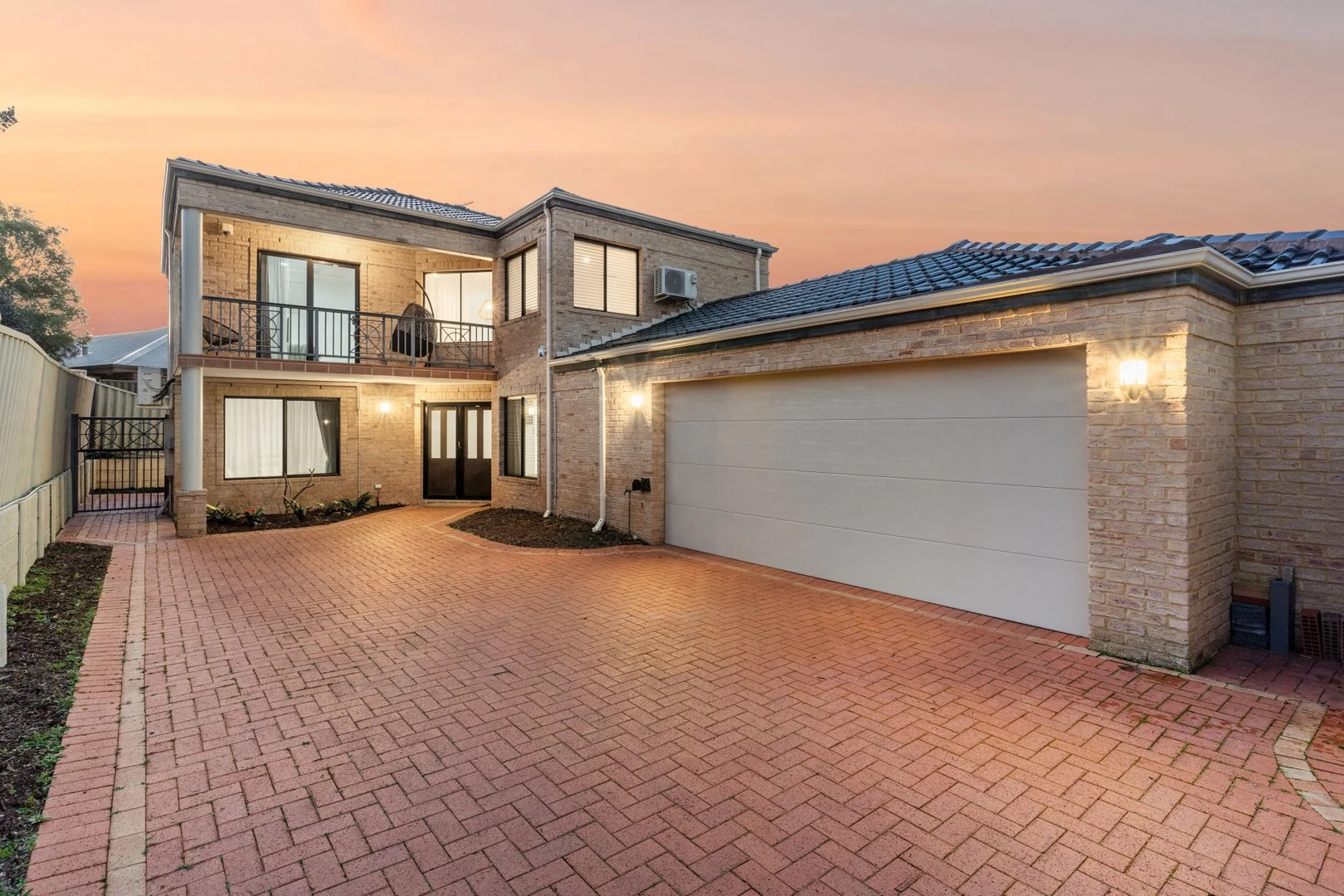 4B Bricknell Road (1/34)