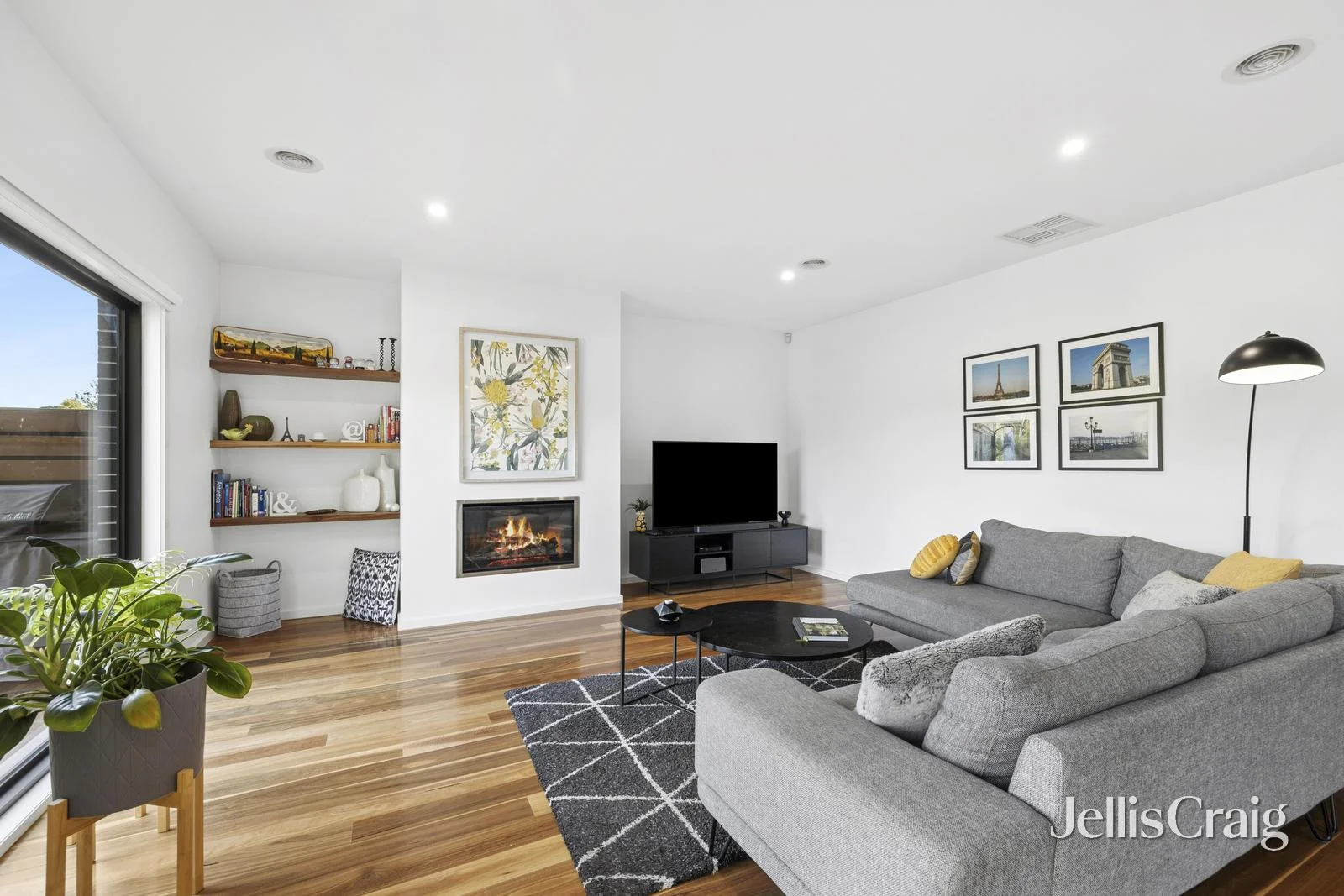 4B Macadam Street West - Image 2