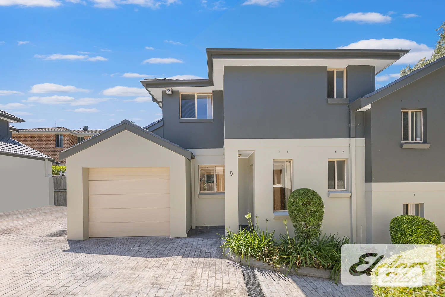 5/3-5 Webb Avenue