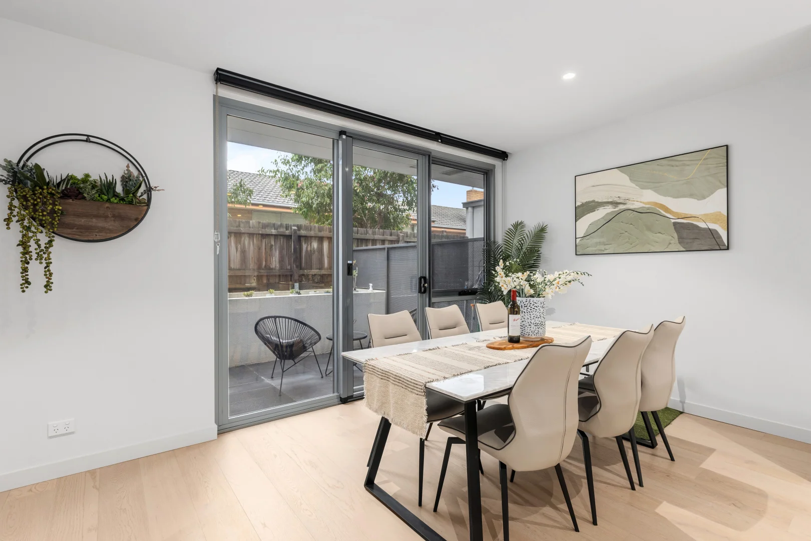 5/3 Lynne Avenue - Image 5