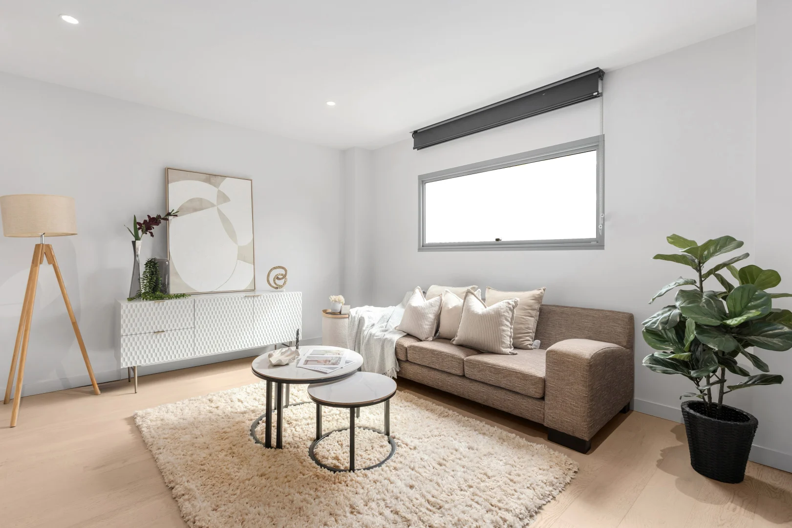 5/3 Lynne Avenue - Image 2