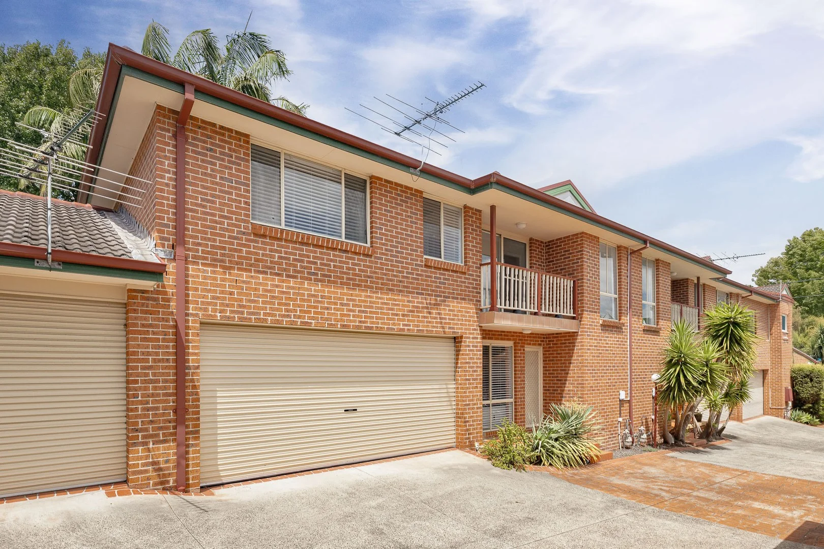 5/35-37 Matthews Street (1/9)