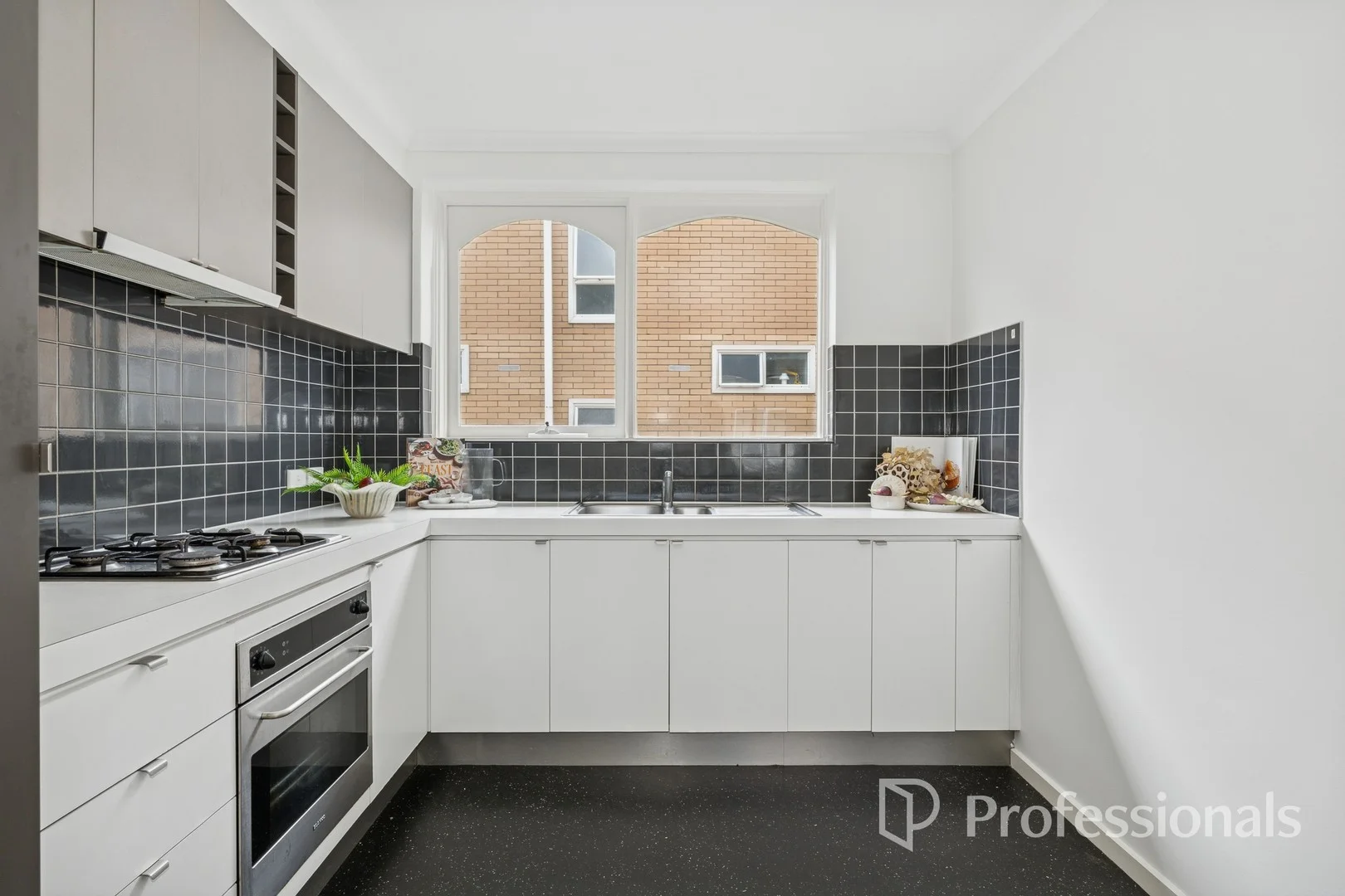 5/49 De Carle Street (1/11)