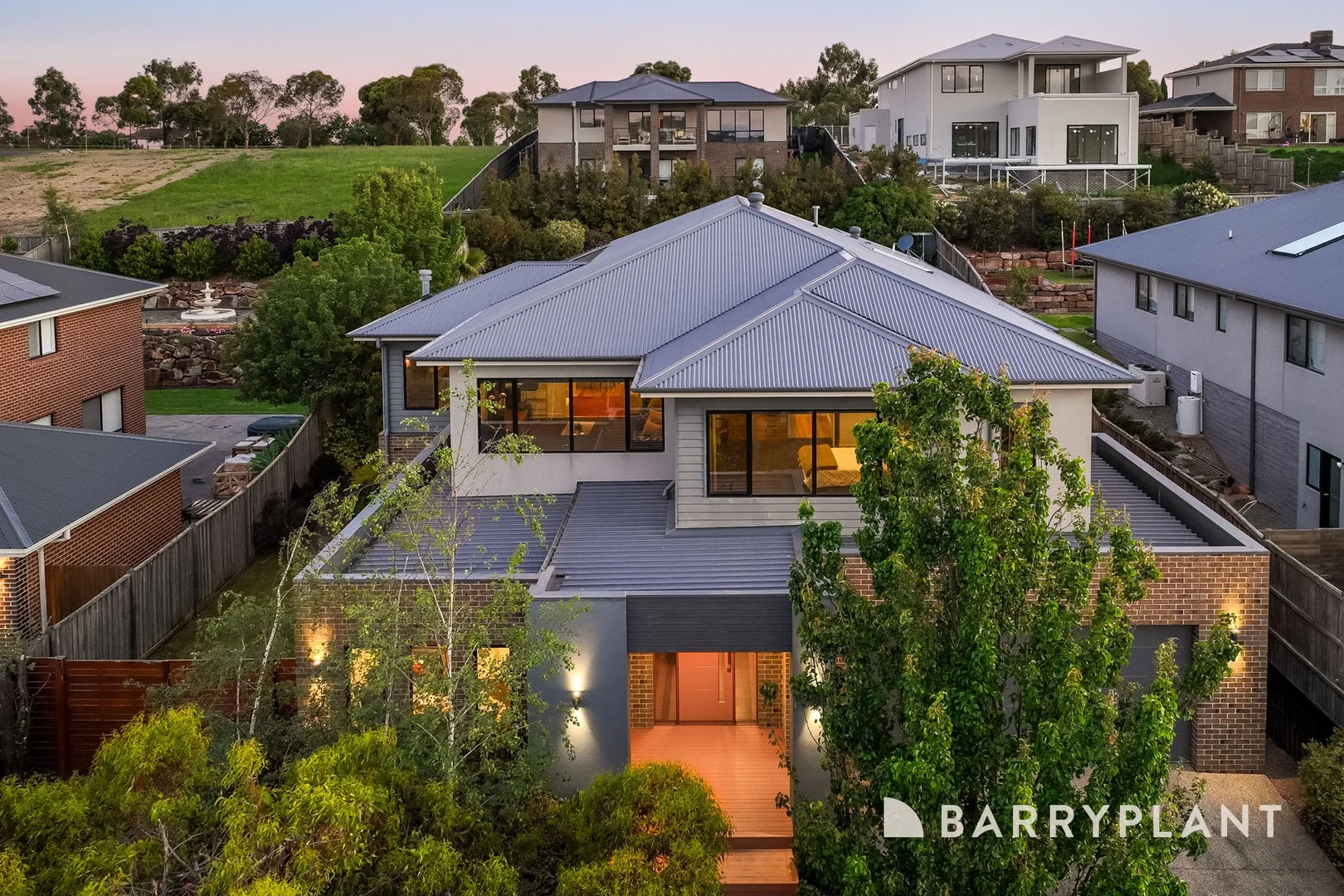 5 Avondale Street (1/23)